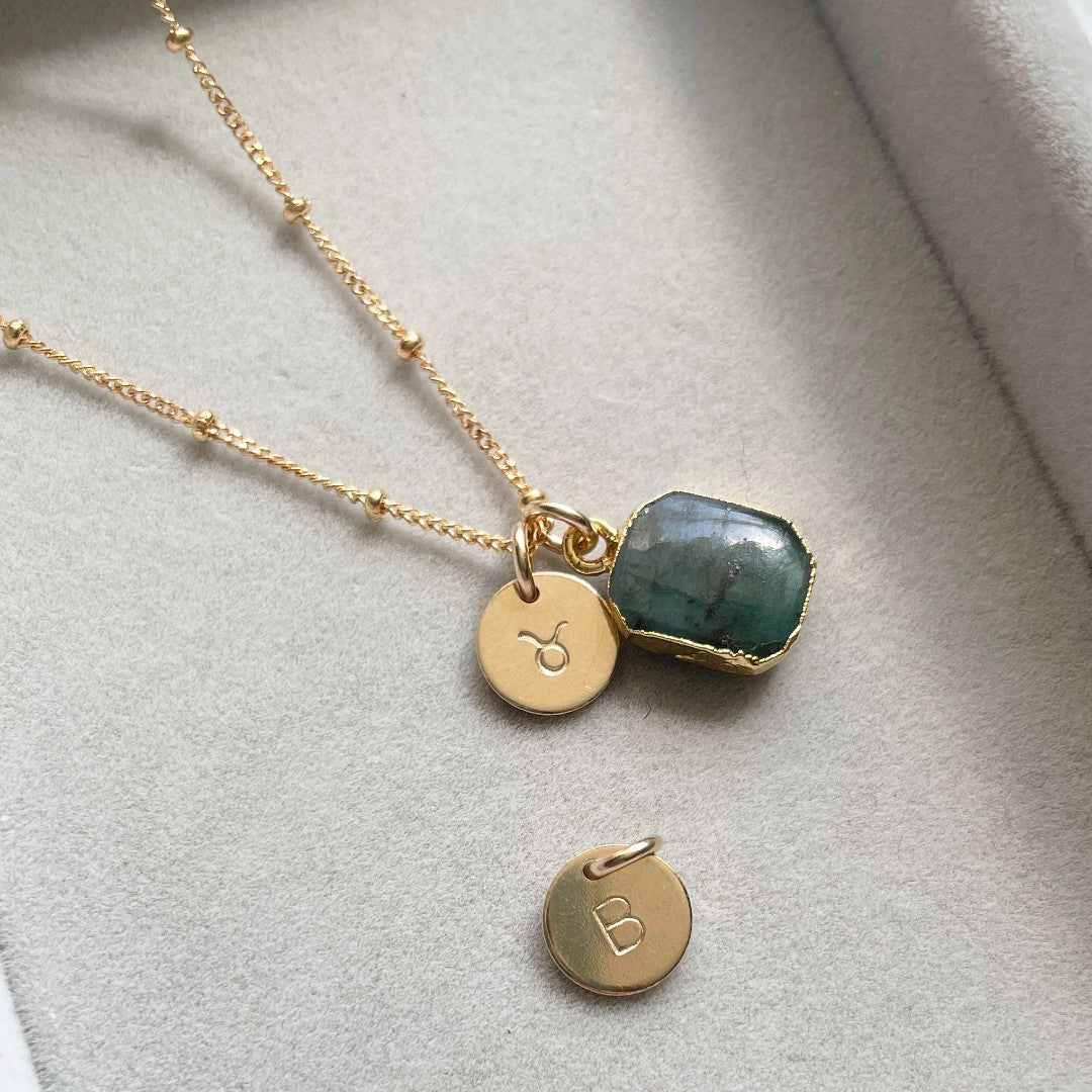Load image into Gallery viewer, May Birthstone | Emerald Gem Slice Necklace (Gold Plated)
