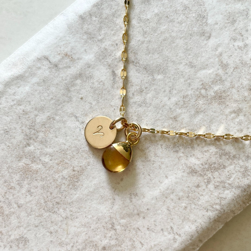 
            
                Load image into Gallery viewer, Citrine Tiny Tumbled Vintage Chain Necklace (Gold Plated)
            
        