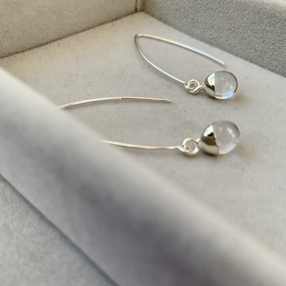 Quartz Tiny Tumbled Dropper Earrings | Healing (Silver) ) | Decadorn